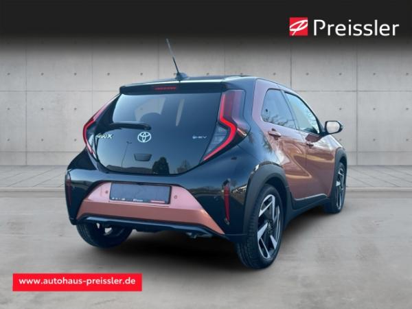 Toyota Aygo X Lounge 1,5 l Hybrid JBL LED Apple CarPlay Android Auto Mehrzonenklima DAB Ambientebeleuchtung