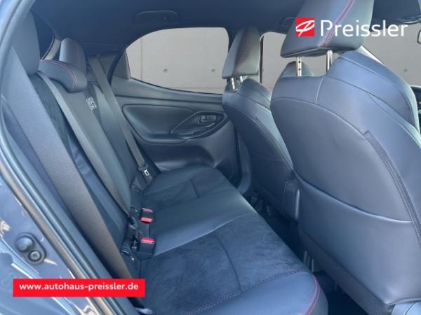 Toyota Yaris GR SPORT 1,5L Hybrid Navi Soundsystem JBL LED Apple CarPlay Android Auto Mehrzonenklima