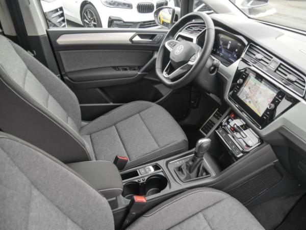 Volkswagen Touran MOVE 1.5 TSI DSG Navi Kamera 7-Sitzer beheiz. Frontscheibe