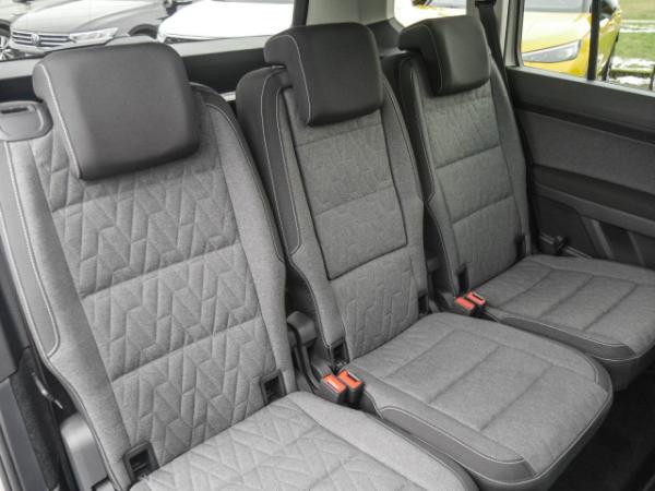 Volkswagen Touran MOVE 1.5 TSI DSG Navi Kamera 7-Sitzer beheiz. Frontscheibe
