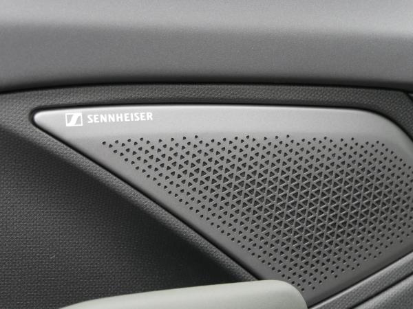 Cupra Terramar VZ Tribe Edition 1.5 e-Hybrid Voll-Ausstattung