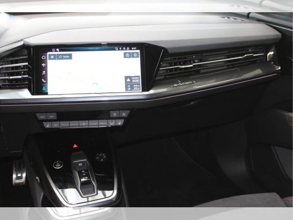 Audi Q4 e-tron Sportback 45 qu 5JGar MATRIX S line WPumpe Navi+ #black
