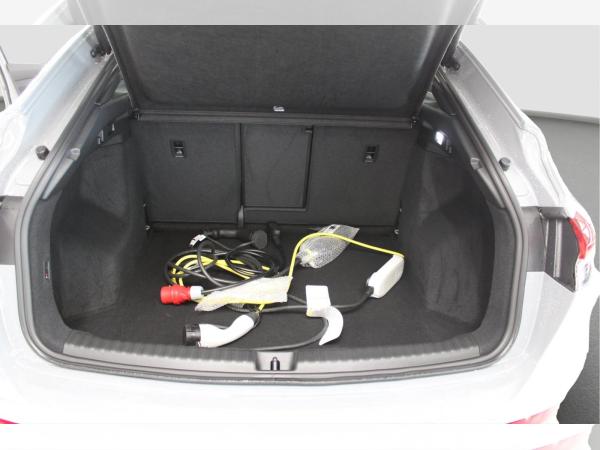 Audi Q4 e-tron Sportback 45 qu 5JGar MATRIX S line WPumpe Navi+ #black