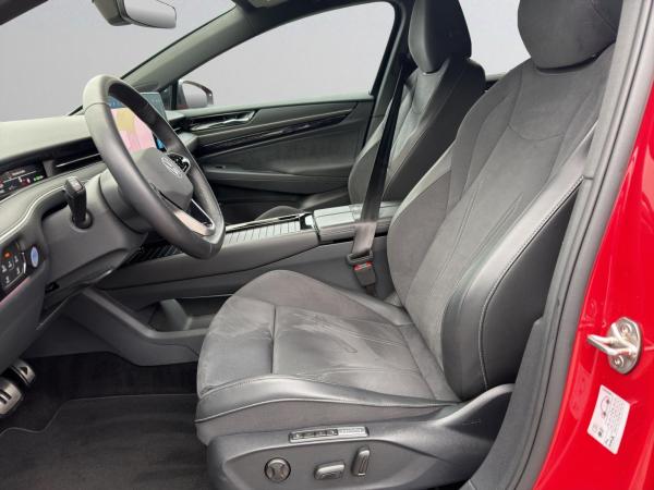 Volkswagen ID.7 Tourer Pro AHK Matrix WäPu HUD LM20 RFK360