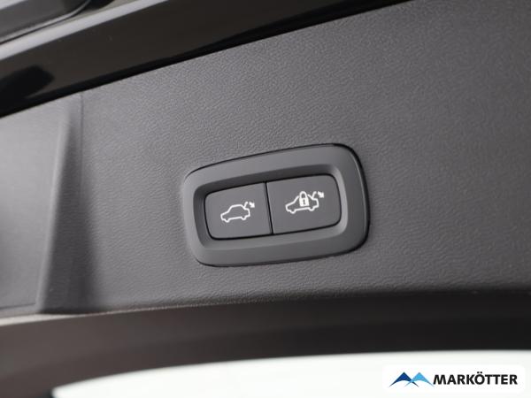 Volvo XC40 B3 Core sofort verfügbar! Markötter Gütersloh