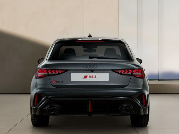 Audi RS3 Sportback *MATRIX/PANO/RS AGA/SONOS/V-MAX 280*
