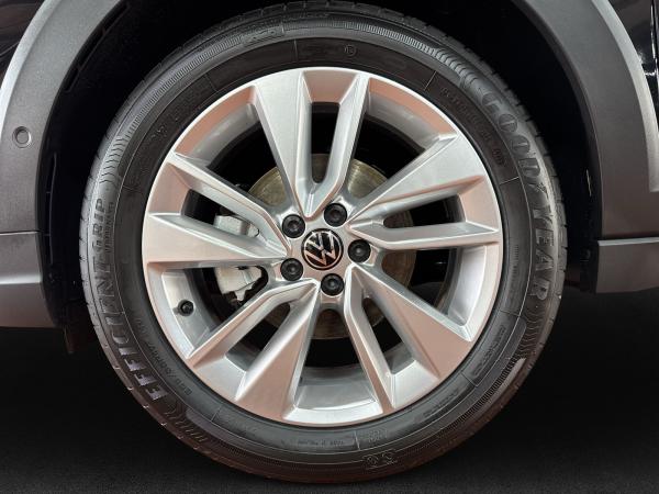 Volkswagen Taigo Life 1,0 l TSI OPF 116 PS 7-Gang-DSG AHK+Kamera+Navi+Sitzh - Privatkunden