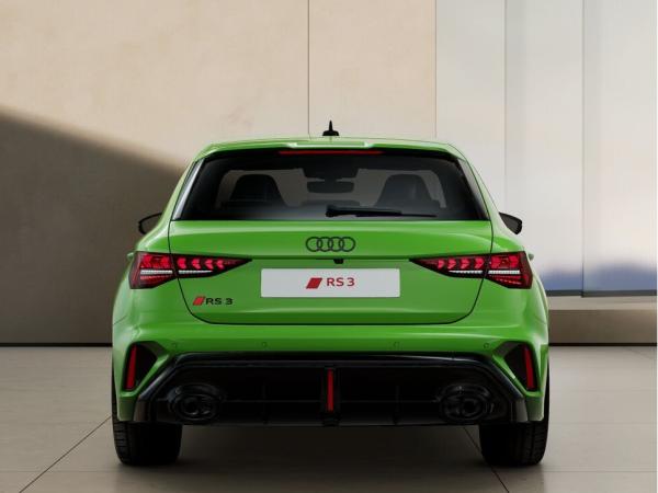 Audi RS3 Sportback *HUD/MATRIX/PANO/SCHALE/SONOS/V-MAX 280*
