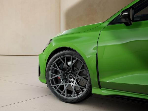 Audi RS3 Sportback *HUD/MATRIX/PANO/SCHALE/SONOS/V-MAX 280*