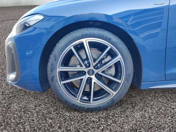 Audi A5 Avant e-hybrid quattro S line ACC LED+ Kamera