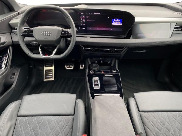 Audi Q6 e-tron qu. *S-line*LED+*AHK*Pano*HuD*