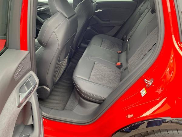 Audi Q6 e-tron qu. *S-line*LED+*AHK*Pano*HuD*