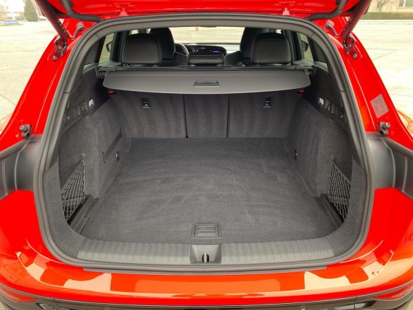 Audi Q6 e-tron qu. *S-line*LED+*AHK*Pano*HuD*