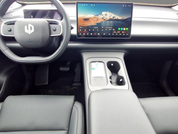 Leapmotor C10 Design Pro PANORAMADACH|KAMERA|NAVI|PDC