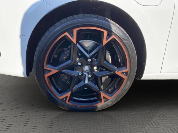 Cupra Leon VZ 1.5 e-HYBRID 6-Gang-DSG - Matrix LED - SENNHEISER