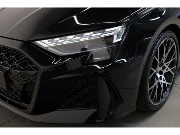Audi RS3 Limousine TFSI quattro