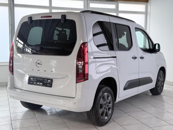 Opel Combo Life E