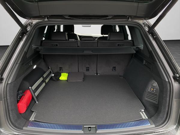 Volkswagen Touareg *R-LINE*FINAL EDITION*V6*SOFORT VERFÜGBAR*
