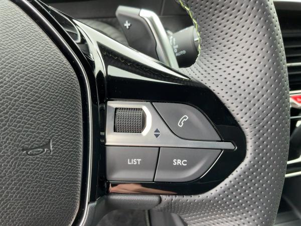 Peugeot 2008 1.2 145 GT ACC+Alcantara+LED+Navi+SHZ+Kam.