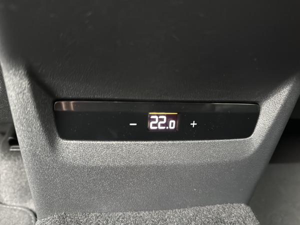 Audi Q3 SUV e-hybrid S tr. LED FLA 19 ACC 360 ParkAss