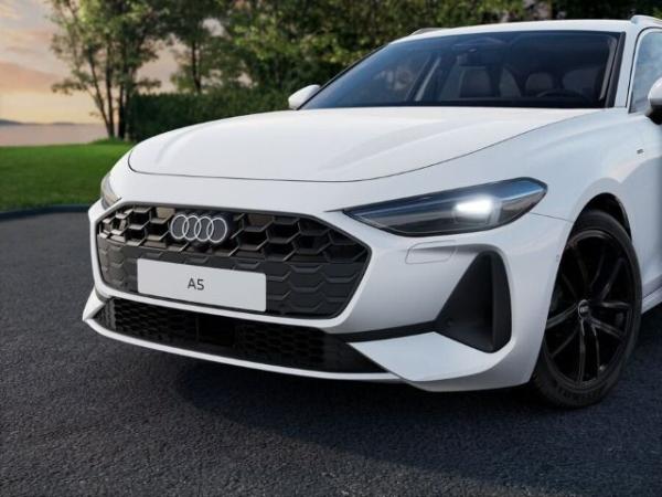 Audi A5 Avant e-hybrid quattro S tronic