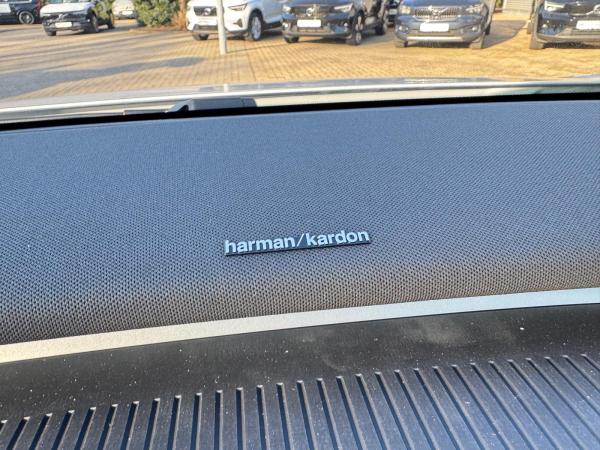 Volvo EX30 Single Motor Extended Range PLUS - Sofort lieferbar!