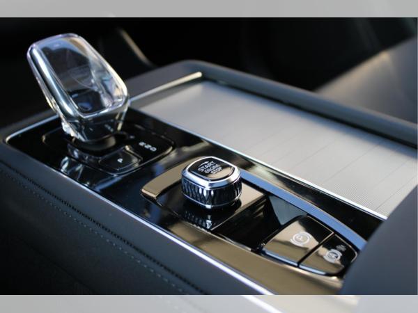 Volvo XC90 B5 AWD Ultra Black Edition 7-Sitzer/AHK/