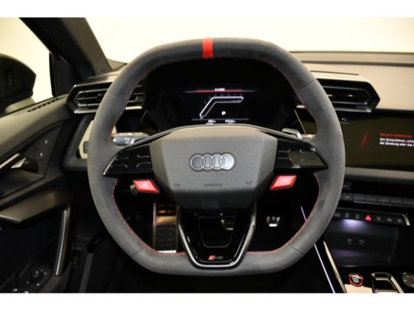 Audi RS3 RS 3 Limousine (8YM)