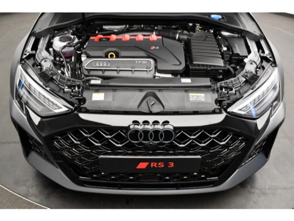 Audi RS3 RS 3 Limousine (8YM)