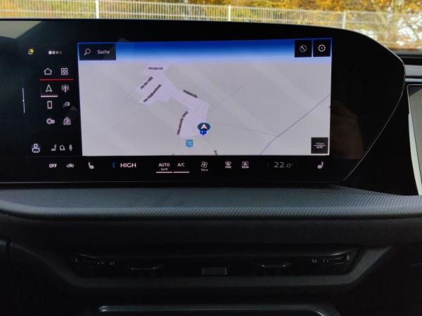 Audi Q5 Sportback e-hybrid quattro 270 k W S tronic *Matrix*Pano*Beifahrerdisplay*Kamera*