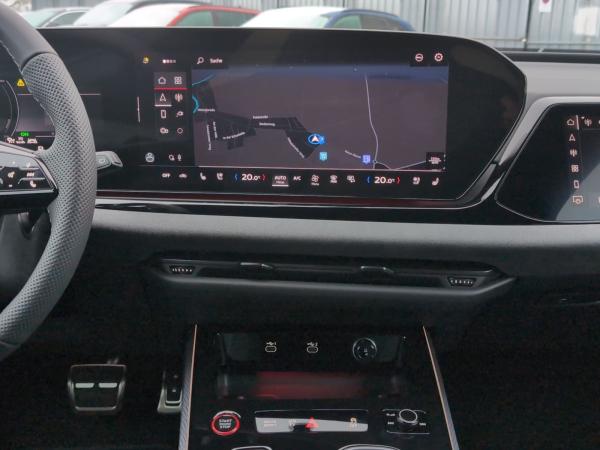 Audi A6 Avant e-hybrid qu 270 kW S tronic *Matrix*B&O*TECH PRO*