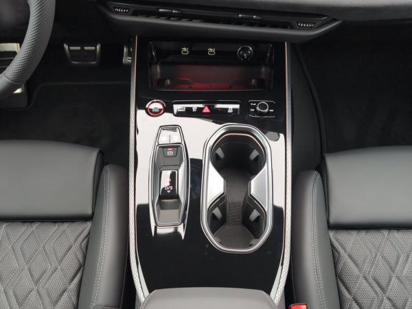 Audi A6 Avant e-hybrid qu 270 kW S tronic *Matrix*B&O*TECH PRO*