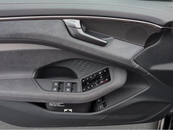 Audi A6 Avant e-hybrid qu 270 kW S tronic *Matrix*B&O*TECH PRO*