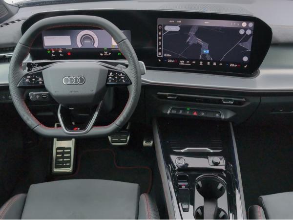 Audi Q3 e-hybrid 200 kW S tronic *S line Interieur*Lenkradheizung* Fernlichtassistent*