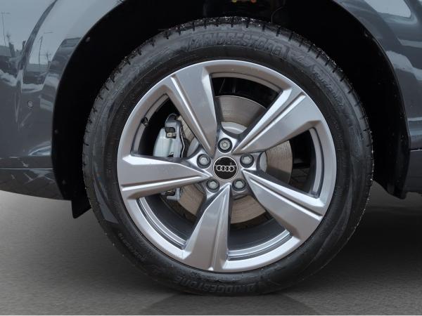 Audi Q3 e-hybrid 200 kW S tronic *S line Interieur*Lenkradheizung* Fernlichtassistent*