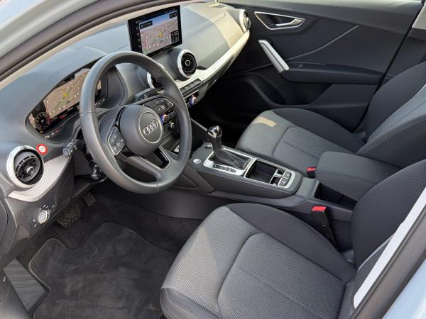 Audi Q2 Advanced 35 TFSI S tronic MMI Matrix AHK