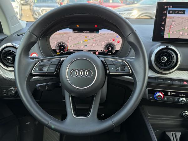 Audi Q2 Advanced 35 TFSI S tronic MMI Matrix AHK