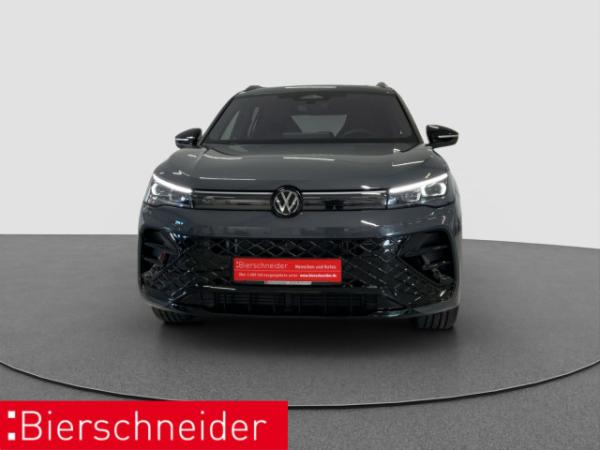 Volkswagen Tiguan R-Line 2.0 TDI DSG 4M. *AHK/MATRIX/PANO/STHZG*