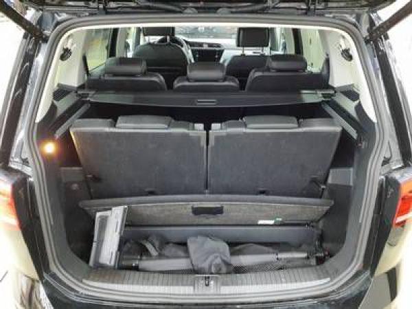 Volkswagen Touran GOAL 1.5 TSI DSG +7-SITZE +AHK +IQ.LIGHT+ACC+VIRTUAL+NAVI+SHZ