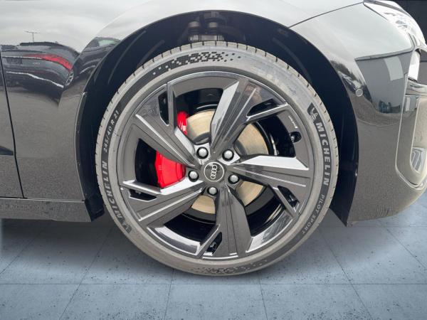 Audi A6 Avant S line business e-tron qu. 21 AHK Matri