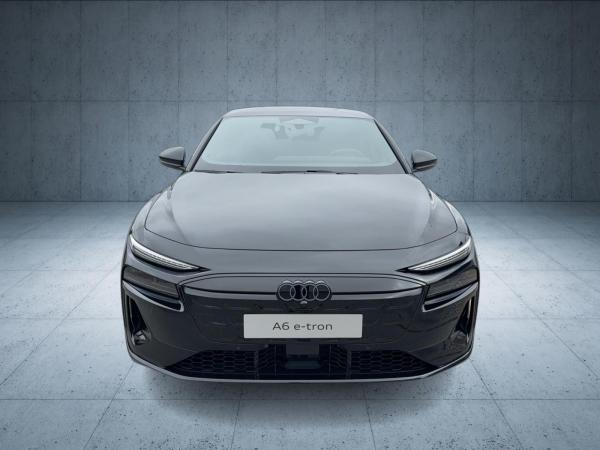 Audi A6 Avant S line business e-tron qu. 21 AHK Matri