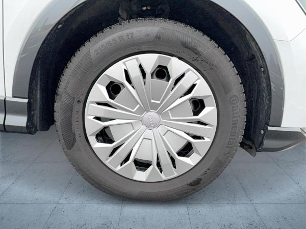 Audi Q3 SUV advanced 35 TFSI Schaltgetriebe LED ACC