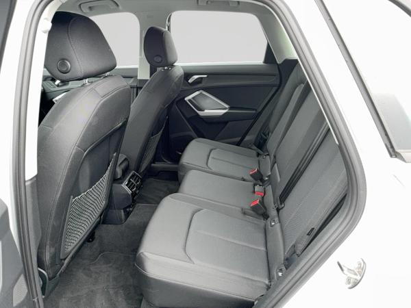 Audi Q3 SUV advanced 35 TFSI Schaltgetriebe LED ACC