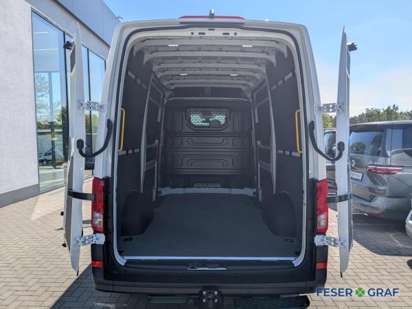 Volkswagen Crafter 35 MR HD 2,0 AHK 3-Sitzer LED Kamera SHZ