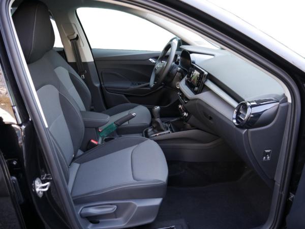 Skoda Fabia 1.0 TSI Tour KLIMA PDC SHZ KAMERA LED *979*