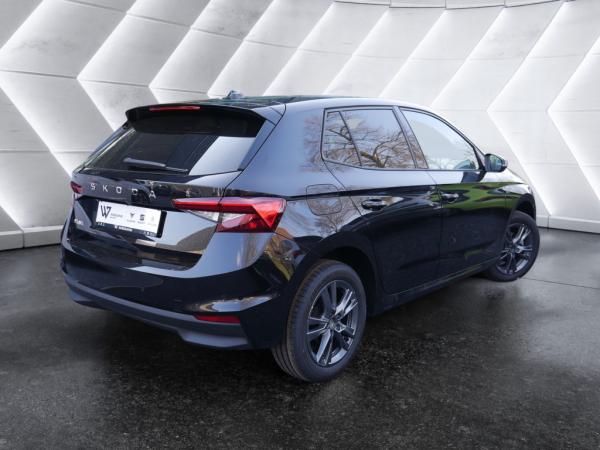 Skoda Fabia 1.0 TSI Tour KLIMA PDC SHZ KAMERA LED *979*