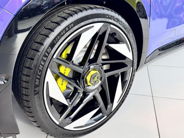 Abarth 600e Scorpionissima⚡🔋 Navi Leder PDC SHZ