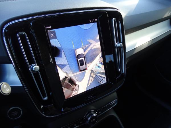 Volvo XC40 B4 Plus Dark