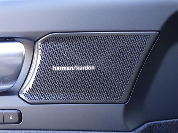 Volvo XC40 B4 Plus Dark