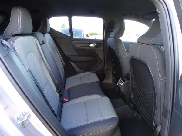 Volvo XC40 B4 Plus Dark